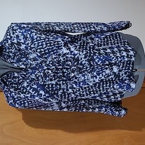 Cold water Creek Ruffled Front Button Top